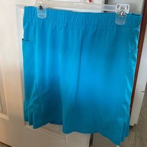 Chicos size 2 skort, beautiful baby blue. Pockets and slit/pleats on each side